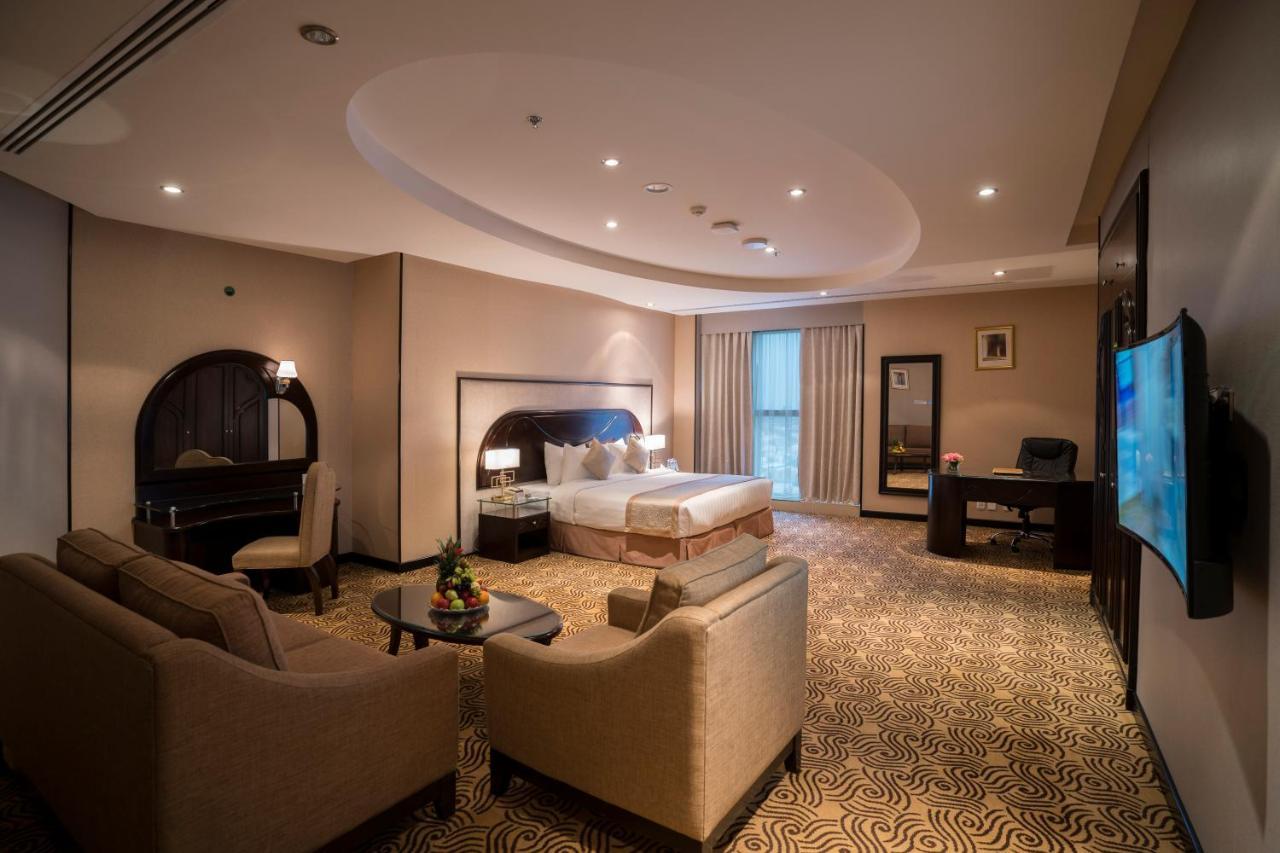 Awaliv International Hotel Ta'if Quarto foto