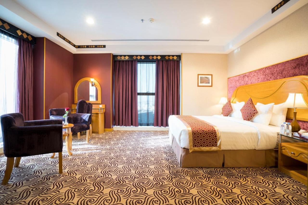 Awaliv International Hotel Ta'if Quarto foto
